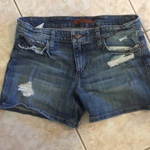 Joe’s Jeans medium wash shorts size 28